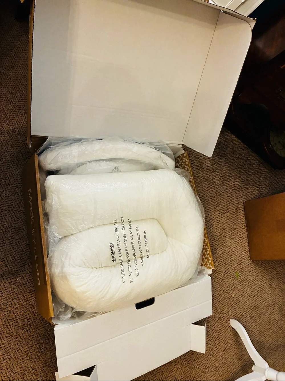 MedCline Shoulder Relief System for Side Sleepers who Suffer with Shoulder Pain